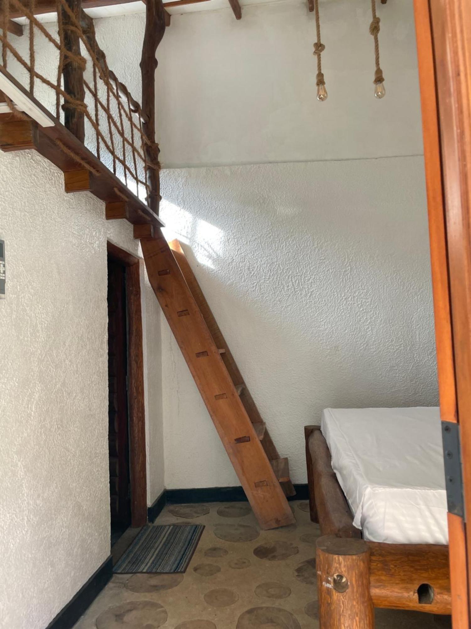 Kandy Food Lovers Home Stay By Ags ภายนอก รูปภาพ