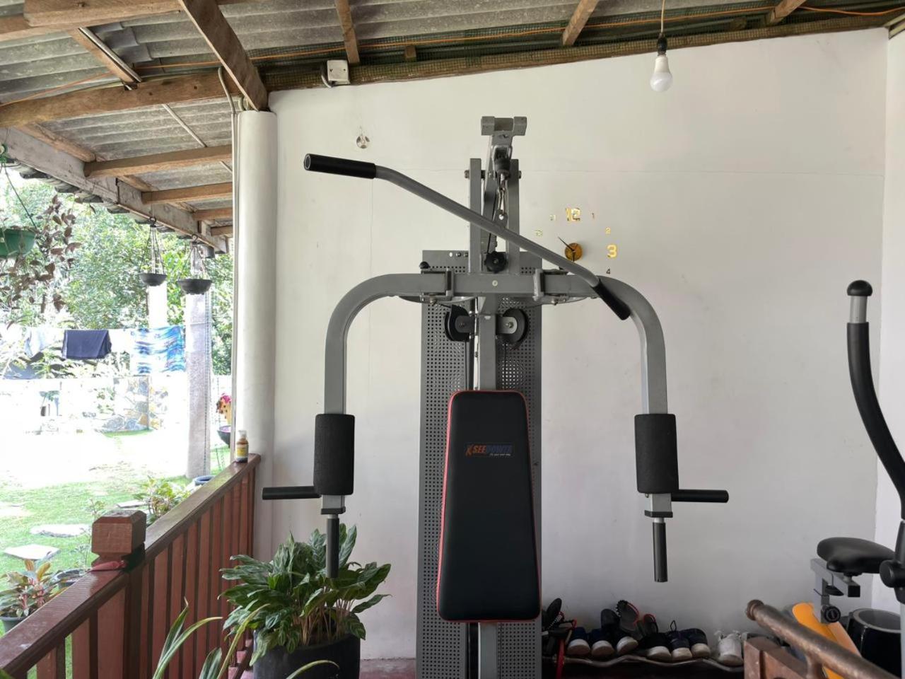 Kandy Food Lovers Home Stay By Ags ภายนอก รูปภาพ
